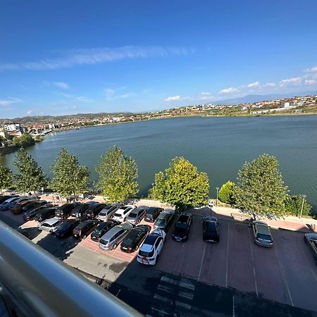 Hotel Ujvara Belsh Екстер'єр фото